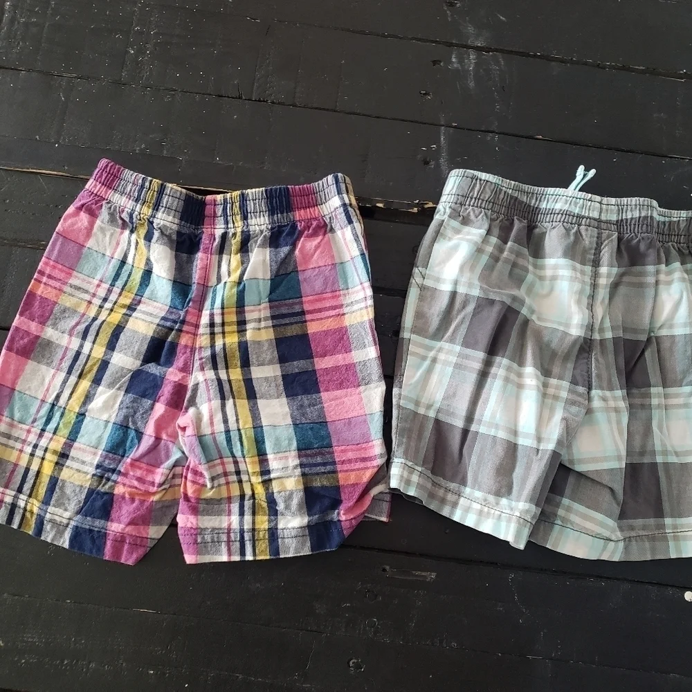 Bundle of 2 Plaid Shorts Carter's Healthtex Baby Boy 24 Months Blue Pink Grey